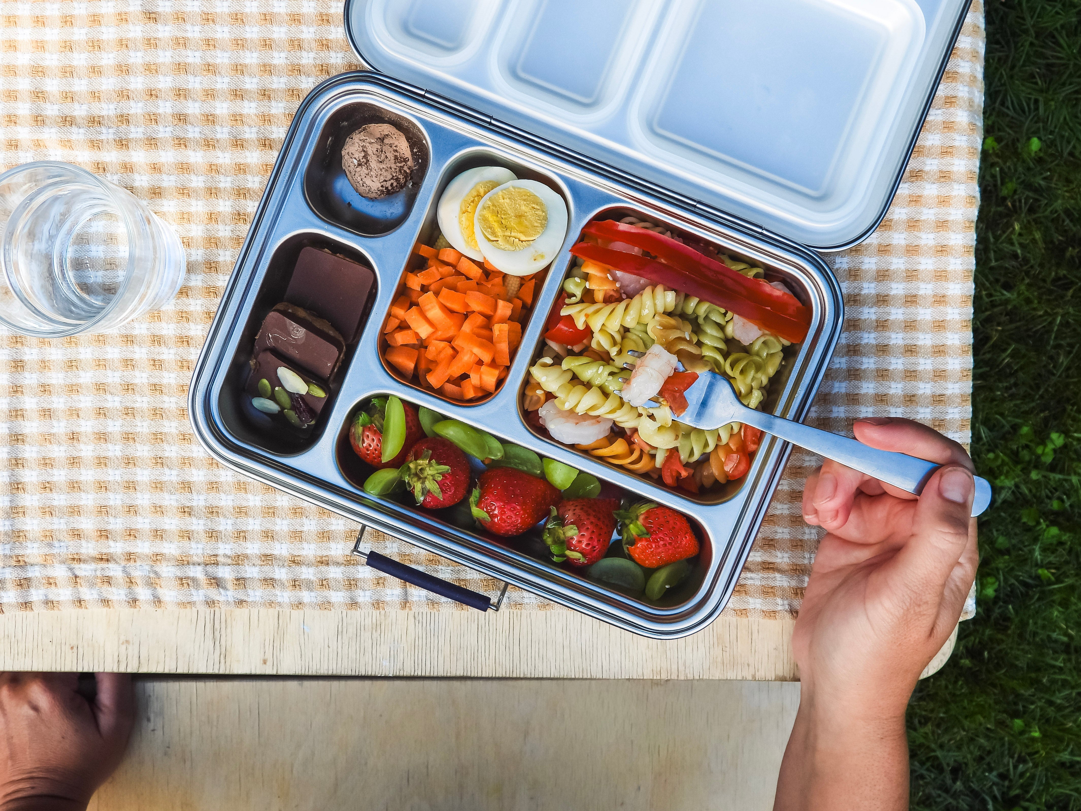 Cómo armar una lunch box equilibrada (y que de verdad se coma)